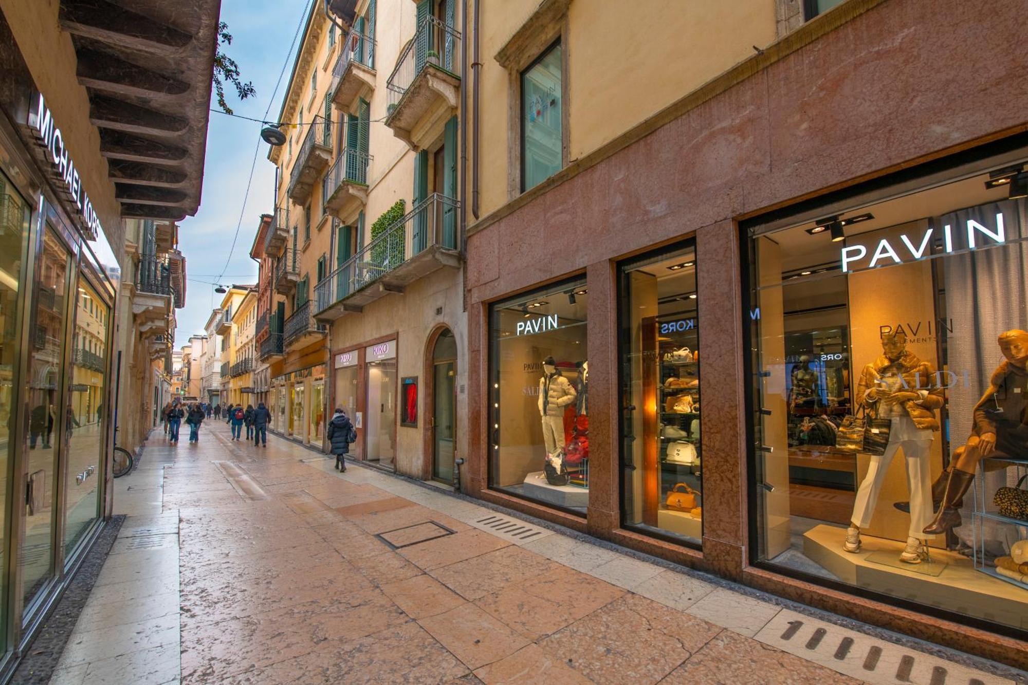 Palace Home Mazzini Verona Center Kültér fotó