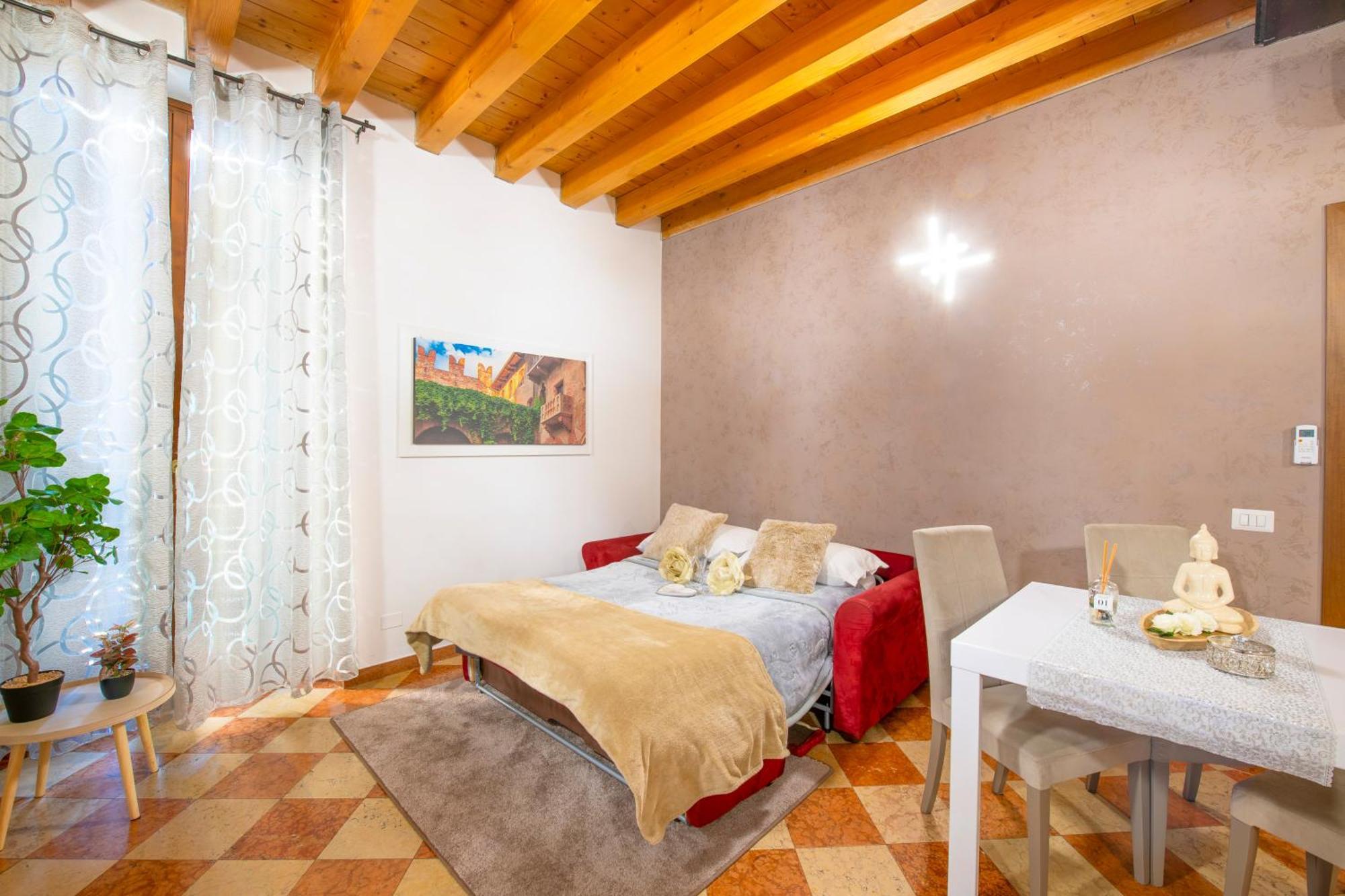Palace Home Mazzini Verona Center Kültér fotó