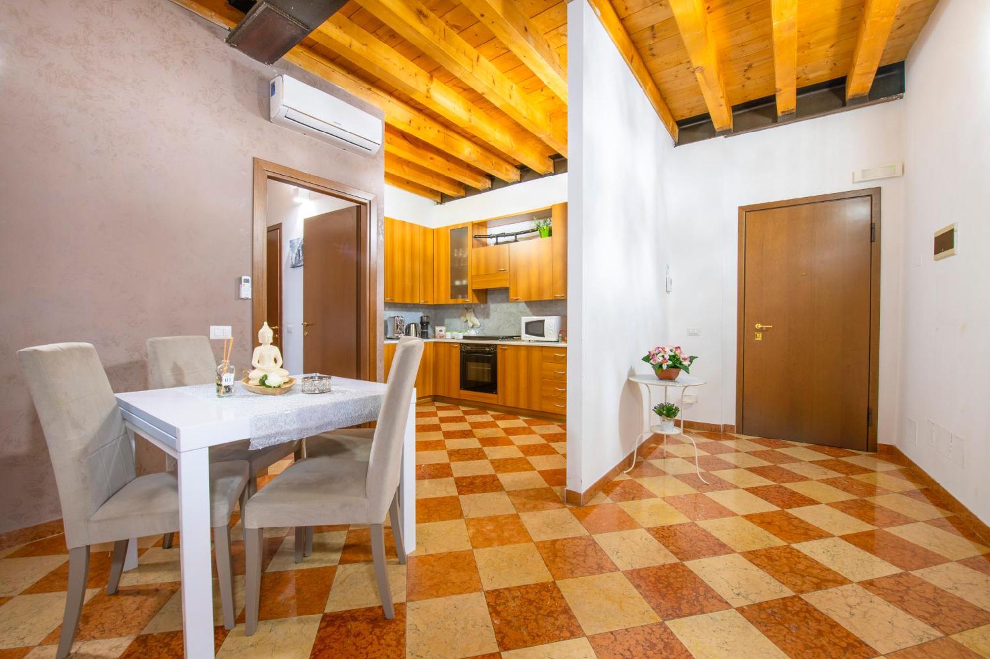 Palace Home Mazzini Verona Center Kültér fotó